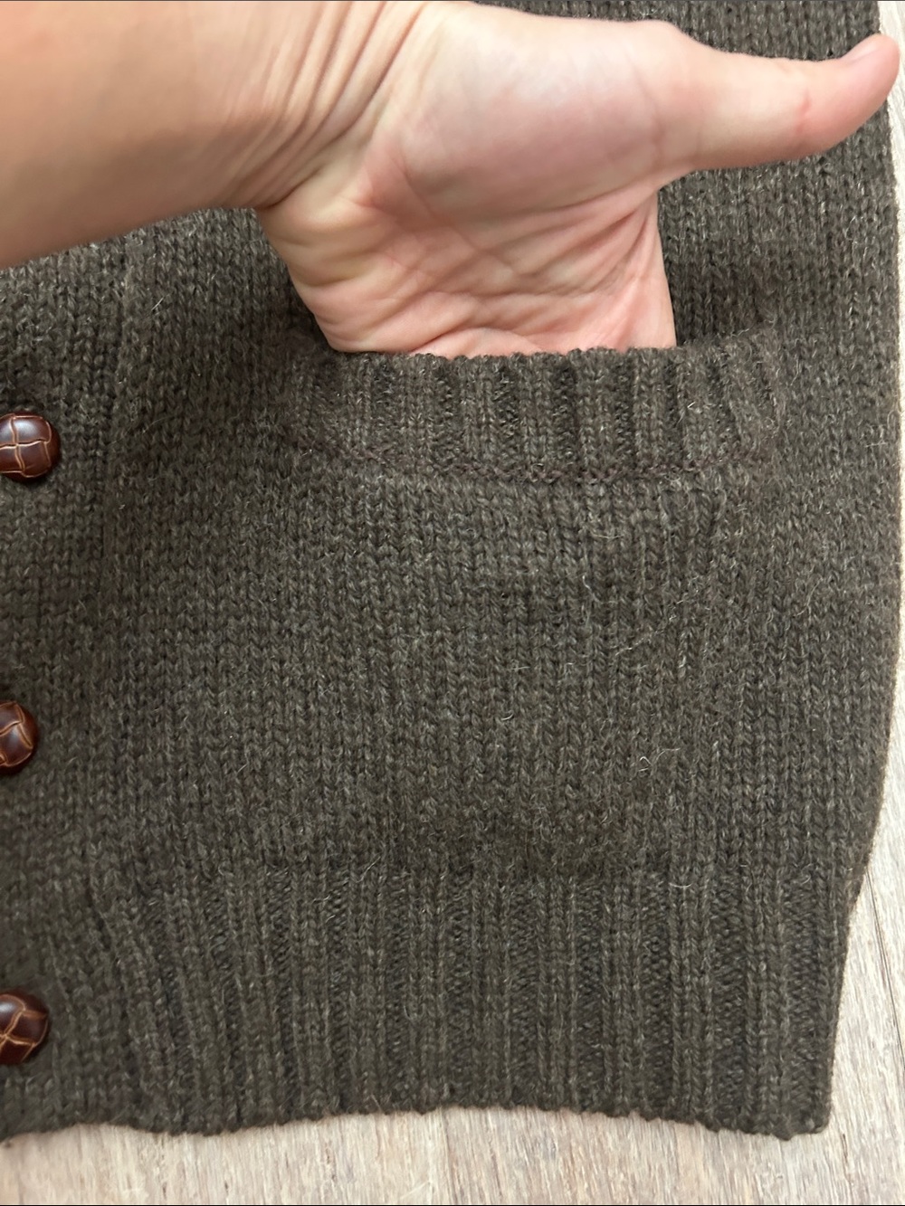 VTG Eddie Bauer Shawl Collar Button-Up Wool Cardigan Sweater Brown size M - Picture 12 of 16